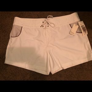 Womens 13” shorts